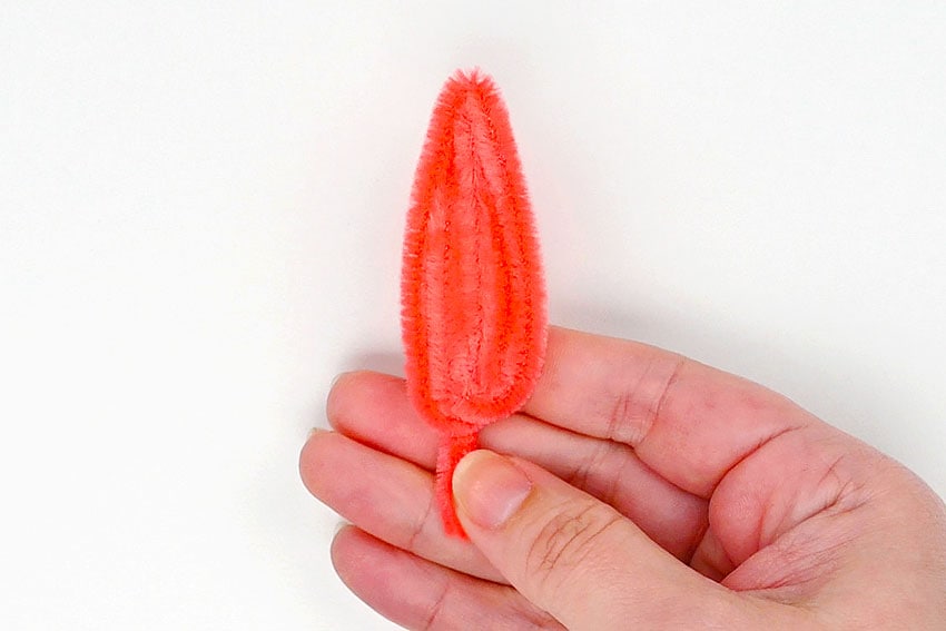 pipe cleaner tulip kids craft instruction image 6