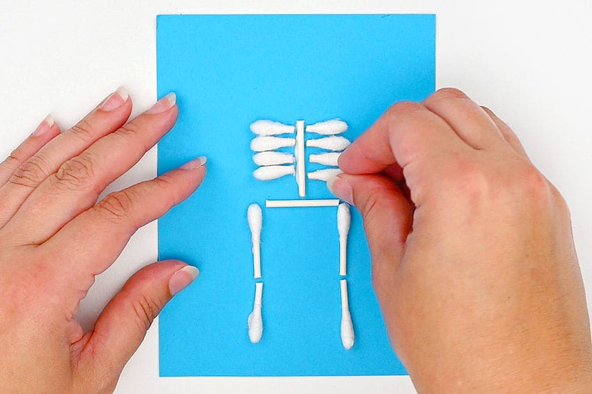 q tip skeleton kids craft instruction image 10