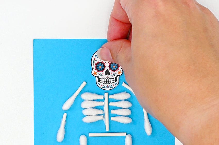 q tip skeleton kids craft instruction image 13