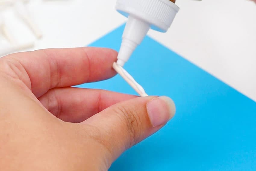 q tip skeleton kids craft instruction image 7