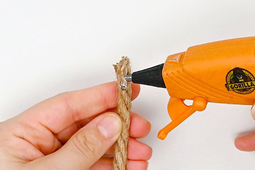 twine bunny crochet yarn craft instruction image 2