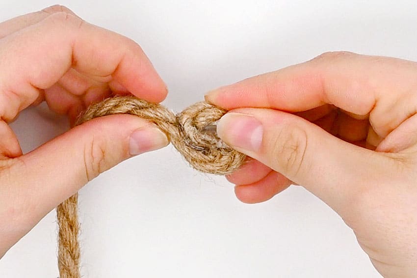twine bunny crochet yarn craft instruction image 4