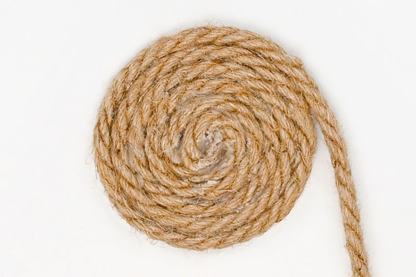 twine bunny crochet yarn craft instruction image 5