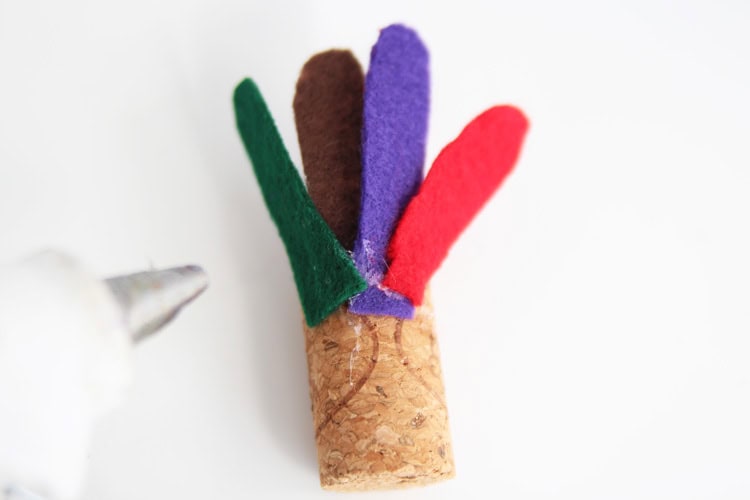 wine cork turkeys kids craft instruction image 3